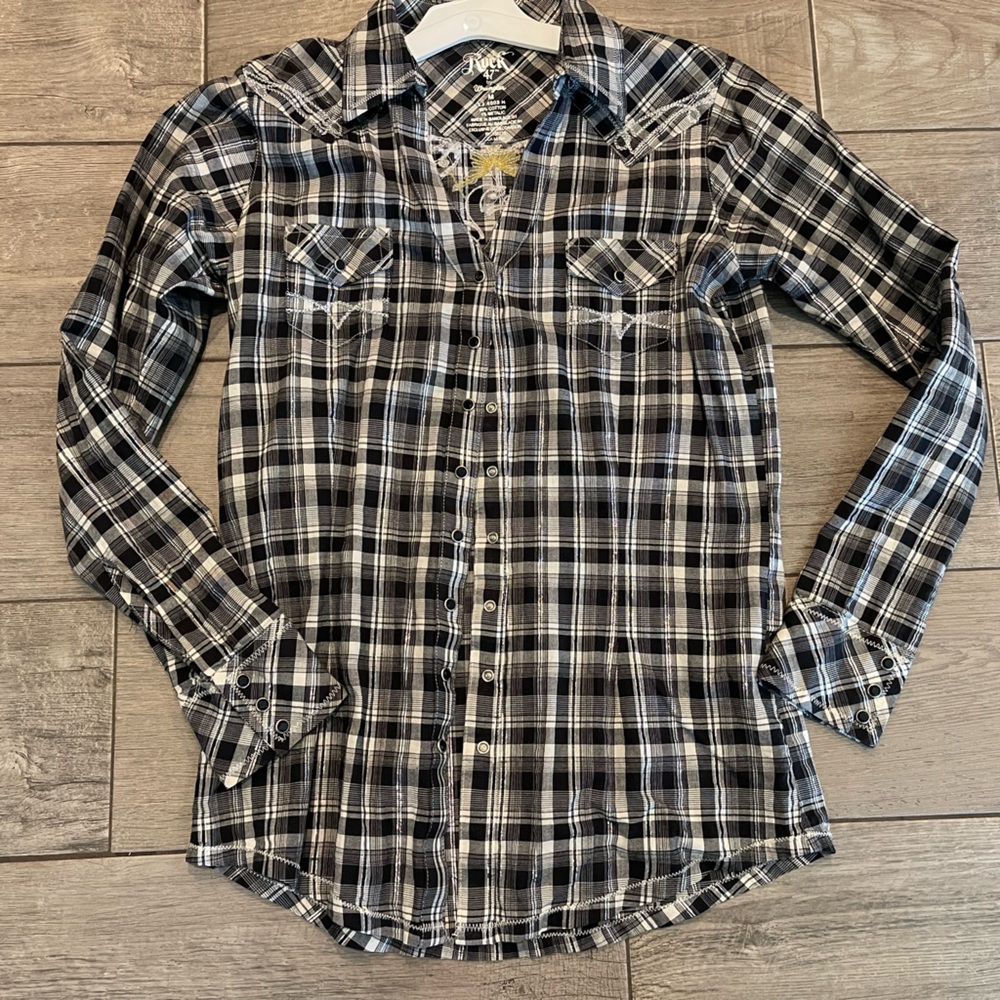 Rock 47 by Wrangler women’s Black and White Plaid Shirt M w/ metallic stitching